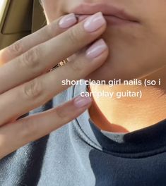 Nails For Violinist, Nails To Play Guitar, Nails For Guitar Players, Guitar Friendly Nails, Short Nails For Guitar Players, Downtown Girl Nail Ideas, Guitar Nails, Motivation To Play Guitar, Girl Playing Violin Aesthetic