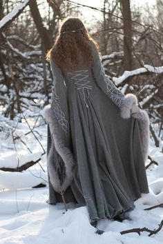 Heritrix of the Winter Wool Coat - medieval renaissance cloak cape fantasy Fantasy Coat, Movie Wardrobe, Royal Wardrobe, Larp Ideas, Medieval Dresses, Elizabethan Era, Wool Winter Coat, Medieval Times