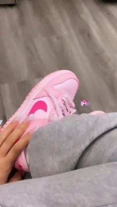 Uggs With Bows, Pink Lifestyle, Pretty Shoes Sneakers, Jordan Shoes Retro, Shoes Outfit Fashion, Cute Nike Shoes, Hype Shoes, Cute Nikes