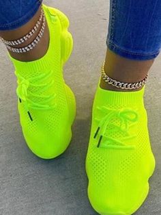 Sporty Round-toe Green Sneakers #sportysneakers#roundtoe#greensneakers#athleticfootwear#comfortableshoes#casualstyle#sneakeraddict#shoelover#shoestyle#shoestagram#womenfashion#instashoes#fashionforward#styleinspo#trendyfootwear#athleisure#sneakerhead#sneakerfreaker#runningshoes#fitfam Mesh Fashion, Mesh Heels, Lightweight Running Shoes, Socks Sneakers, Walking Shoes Women, Casual Flat Shoes, Yellow Shoes, Casual Sportswear, Breathable Sneakers