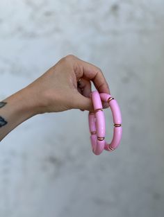 Acrylic Tube Curved Bead Stretch Bracelet Gold Accents Available In 7 Colors OSFM Pink Plastic Bangle Bracelet, Handmade Plastic Bangle Bracelets, Adjustable Beaded Pink Bangle, Pink Plastic Bangle Jewelry, You're So Golden, Acrylic Tube, Turquoise Decor, Golden Jewelry, Chunky Beads