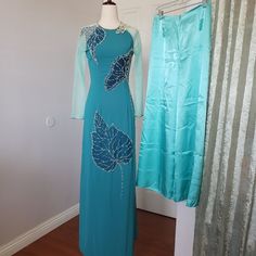 Ao Dai Hand Beaded Custom Design Super Elegant For A Special Occasion. Measurements Bust 88-90cm Waist 72-75cm Size: 2/4 Brand New Teal Colors, Hand Beading, Special Occasion, Womens Sizes, Custom Design, Brand New, Maxi Dress, Womens Dresses, Pants