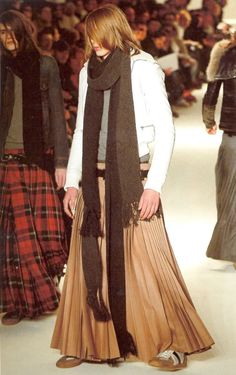 11 Standout Hedi Slimane Runway Moments — Hedi Slimane Iconic Moments Dior Homme Celine Gender Fluid Fashion, Fashion Feminine, Thrift Fashion, Feminine Outfit, Alternative Fashion, Long Skirt, Men Dress, Jelly