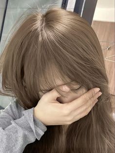 Hair Dye Ideas Korean, Hair Colors For Neutral Skin Tones, Colored Hair Styles, Milky Brown Hair, Cool Tone Hair, Milk Tea Hair Color, Milk Hair