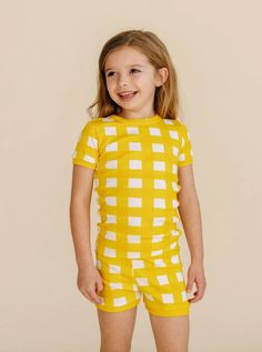 The softest organic cotton pajamas built to withstand even the wildest of pillow fights! Made with 100% organically grown cotton. The best PJs! Christmas Pajamas Family, Pajamas For Kids, Cotton Pajama Sets