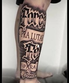 Acajutla, Finger Tattoos Words, New Tattoo Styles, Hulk Tattoo, Tattoo Letters, Tattoo Perna, Arm Tattoos Drawing, Lion Tattoo Sleeves, Surreal Tattoo