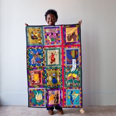 Unity Quilt Wall Hanging - Kenyan materials and design for a fair trade boutique Fabric Wall Hanging Tutorial, Mini Art Quilts Wall Hangings, Fabric Wallhangings, African American Quilts, Quilt Wall Hanging, African Quilts, Applique Art, Quilt Wall, American Quilt