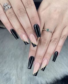 Black Women Nails, Shiny Nails Designs, Black Acrylic Nails, Simple Gel Nails, French Tip Acrylic Nails, Classy Acrylic Nails