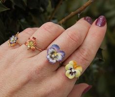 spring rings Yellow And Purple Aesthetic, Fav Flower, Fantasy Earrings, Bijoux Art Nouveau, Flower Rings, Purple Pansy, Iris Flower, Dope Jewelry