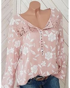 Bohemian V-neck Shirt With Floral Print, Feminine Long Sleeve Floral Print Top, Blouse Necklines, Fast Fashion Brands, Patchwork Top, Trendy Fashion Outfits, Round Neck Tops, Floral Print Tops, Women Shirts Blouse