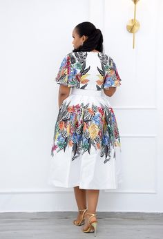 Size: S,M,L,XL,XXL,XXXL pattern: printing material: polyester category: dress Year / season: summer Type: Kanga Clothing Special Use: Traditional Clothing Sleeve length: short sleeve Material: Polyester Item Type: Africa Clothing Gender: WOMEN Color: white Shop only at Flexi Africa African Dresses for Women Summer African Women Short Sleeve Printing V-neck Polyester Dress African Clothes Women. summer elegant African women traditional printing polyester plus size. Women V-neck Sleeveless Printed Smart Casual Blazer, Khaki Shirt Dress, Africa Clothing, Formal Shirt Dress, African Clothes, Business Formal Dress, Dress African, Summer Elegant, African Inspired Fashion