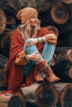 Bohemian Style Clothing Winter, Vetement Hippie Chic, Stile Hippie Chic, Look Hippie Chic, Looks Hippie, Bohemian Winter, Boho Winter Outfits, Stile Boho Chic, Look Boho Chic