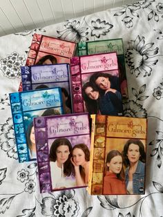 Gilmore girls Gilmore Girls Stuff, Gilmore Girls Merch, Dvd Aesthetic, Gilmore Girls Dvd, Gilmore Girls Movie, Gilmore Girls Books, Team Logan, Gilmore Girl