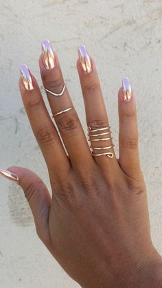 Gold Chrome Nails, Aurora Nails, Chrome Nail Art, Chrome Nails Designs, Mirror Nails, Makijaż Smokey Eye, Pearl Nails, Metallic Nails, Beach Nails