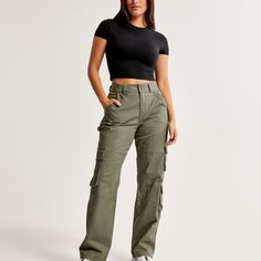 Curve Love Relaxed Cargo Pant Sku: 654999431 Color: Olive Size: Olive 26 Long New With Tags Stretchy Cargo Pants, Abercrombie Cargo Pants, American Eagle Cargo Pants, Olive Cargo Pants Outfit, Everyday Mom Outfits, Womens Cargo Pants, Green Cargos, Army Green Cargo Pants, Closet Revamp