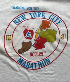 Vintage NYC marathon t shirt circa 81 100 % cotton Color is white with multi colored motif Great vintage shape Measurements : Shoulder to shoulder 16" Collar to hem 25" Pit to pit 18" Vintage Nyc, Nyc Marathon, Multi Colored, Halloween Shopping, Gender Neutral, Adult Outfits, Pet Supplies, T-shirt, Tops & Tees