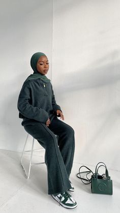 Baddie Hijabi Outfits, Outfit Inspo For Spring, Hijabi Summer, Hijabi Summer Outfits, Hijabi Streetwear, Normcore Outfits, Hijab Streetwear, Hijabi Fits, Hijabi Outfit