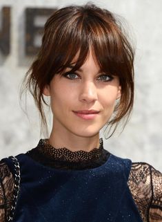 Hairstyle Twist, Alexa Chung Hair, Hairstyle Accessories, Hairstyle Photo, Long Face Haircuts, Pony Hairstyles, Photo Hair, Long Face Shapes, Hair 101