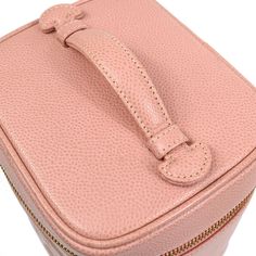 CHANEL Cosmetic Vanity Handbag Pink Caviar Engraved / Number : 8816985 Pocket : Outside: - , Inside: Pocket*1 Size(Inch) : W 5.9 x H 6.3 x D 4.7 " Handle Drop. 1.2 " Size(cm) : W 15.0 x H 16.0 x D 12.0 cm Handle Drop. 3.0 cm Color / Material : Pink / Caviar Skin Timeless Vanity, Vanity Handbag, Cosmetic Vanity, Chanel Cosmetics, Vintage Cartier Bracelet, Vuitton Bag, Dior Ring, Luxury Vintage, Prada Bag