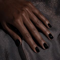 Dark Shirt Nails, Dark Dahlia, Dark Gel Nails, Cnd Shellac, Shellac Nails, Looks Black, Soak Off Gel, Minimalist Nails, Uv Lamp