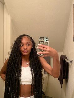 Braid Hairstyles For Black Women Long, Butterfly Locs 30 Inch, Soft Locs Hairstyles Black Women, Claw Clip Butterfly Locs, Knotless Locs With Curls, Indie Locs With Curls, Instant Locs With Extensions Curly Ends, Soft Locs With Brown, Boho Infinity Locs