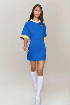 Guizio x Champion Waisted Jersey Dress Sporty Mini Length Dress For Loungewear, Sporty Fitted Dresses For Loungewear, Casual Short Sleeve Stretch Tennis Dress, Casual Tennis Dress With Short Sleeves And Stretch, Spring V-neck Athleisure Dresses, Sporty Short Sleeve Stretch Dress, Sporty Stretch Short Sleeve Dresses, Sporty Stretch Dress With Short Sleeves, Spring Cotton Tennis Dress