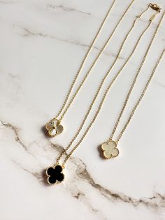 Flower Necklace – Puzzle Design Van Cleef Clover Necklace, Van Cleef Alhambra Necklace, Clover Necklace Van Cleef, Clover Aesthetic, 4 Leaf Clover Necklace, Van Cleef Alhambra, Van Cleef Necklace, Alhambra Necklace, Symbol Of Luck