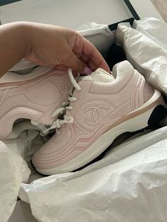 Sneakers Cute, Chanel Sneakers, Expensive Shoes, Fashion Shoes Sandals, Pink Chanel, Cute Heels