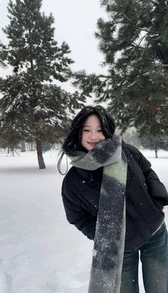 Korean Winter Outfits Aesthetic, Winter Lake Outfit, Winter In Hokkaido, Winter Hokkaido Outfit, Outfits For Iceland Winter, Japan In Winter Outfit, Japan Instagram Photos Winter, Colorado Fits Winter, Winter Art Reference