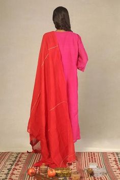 Shop for Juanita by Shubhda Pink Handwoven Chanderi Kurta Set for Women Online at Aza Fashions V Neck Kurta, Chanderi Dupatta, Pink Kurta, Kurta Set For Women, Embroidered Motifs, Kurta Set, Set For Women, Aza Fashion, Floral Motif