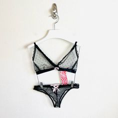 Nwt Black & Pink Kawaii Mesh Lace Bra & Lace Up Panty Lingerie Set Size L Kawaii Goth Emo Grunge Pastel Goth Lingerie Lace Up Cute Back Panty Bra Clasp M-26 Bra Clasp, Goth Lingerie, Grunge Pastel, Halter Bra Top, Velvet Bra, Pink Kawaii, Chain Bra, Green Bras, Kawaii Goth