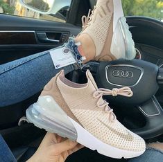 Trendy Adidas Shoes, Running Shoes Aesthetic, Outfits With Heels, Adidas Shoes For Women, Shoes For Women 2023, Aesthetic Adidas, Sneaker Outfits, Air Shoes, Dr Shoes