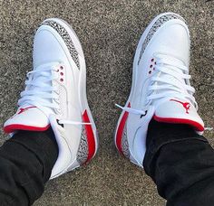 J3 Shoes, Nike Men Outfit, Men Shoes Nike, Jordan 3 Outfit, Air Jordan Men, Nike Mens Shoes, Baskets Jordans, Sneaker Closet, Jordan Men