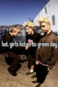 Billy Joe Armstrong, Green Day Live, Green Day Billie Joe, Tré Cool, Joe Armstrong, No Cap, Billie Joe Armstrong, Band Memes, Band Stuff