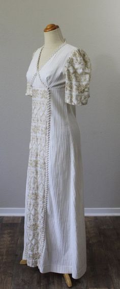 Renaissance Dress, Vintage Dress, Antique Style Dress, Embroidery Dress, Ceremony Dress, Bridemaid Dress, Bridal Gown, Boho&hippie Dress - Etsy Summer Wedding Vintage V-neck Dress, Traditional Short Sleeve Maxi Dress For Weddings, Folk Style Embroidered Floor-length Dress, Bohemian Floor-length Dress With Resham Embroidery, White Bohemian Gown With Intricate Embroidery, Bohemian White Gown With Intricate Embroidery, Floor-length Embroidered Dress For Garden Party, V-neck Wedding Dress With Resham Embroidery, Embroidered Floor-length Dress For Garden Party