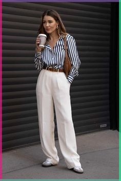 Professional Outfit Sneakers, Office Outfits Women With Tattoos, Work Pants Women Office Wear Casual, Work Style Outfits, Sneakers And Work Pants, Work Outfits Women White Shirt, Loose Pants Work Outfit, Outfit Ideas With Sneakers Casual, Business Clothes With Sneakers