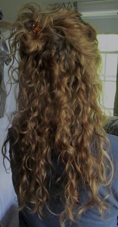 Hair 2018, Long Curly Hair, Aesthetic Hair, Curly Hair Styles Naturally, Hair Day, Pretty Hairstyles, Wavy Hair