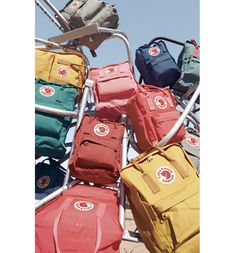 Backpacks For Travel, Best Travel Backpack, Fjällräven Kånken, Vsco Pictures, Water Resistant Backpack, Aesthetic Backpack, Bff Pictures, Cute Backpacks, Osprey Backpack