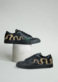 Snake Slithering, Snake Painting, Snake Shoes, Details Aesthetic, Natural Essence, Slip On Boots, A Snake, Diy Shoes, Eras Tour