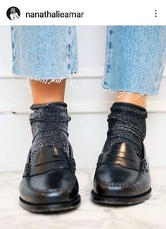 Loafers With Socks Women, Penny Loafers For Women Outfits, Mocassin Outfit, Penny Loafers Outfit, Loafers For Women Outfit, Loafers And Socks, Loafers With Socks