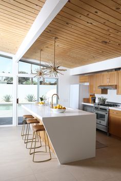 the kitchen is clean and ready to be used for cooking or eating, as well as other things