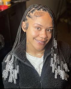 Knotless Box Braids Hairstyles Ideas With Beads, Natural Knotless Braids With Beads, Knotless Box Braids With Beads, Knotless With Beads, Braided Hairstyles With Beads, Box Braids With Beads, Knotless Braids With Beads, Black Hair Protective Styles, Braided Hairstyles For Black Women Cornrows