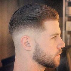 Undercut - de meest geziene mannen haar trend: voorbeelden & informatie Haircut And Beard, Mens Fade, Bald Fade, Mens Haircuts Fade, Mens Haircuts Short