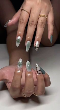 Trendy Green Nails, Chrome Summer Nails, Summer Chrome Nails, White Chrome Nails, Blue Chrome Nails, Emerald Nails, Nagellack Trends, Chrome Nails Designs