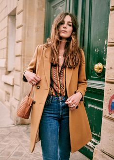 Look Winter, Autumn Outfits, Camel Coat, Fall Coat, Fall Collection, Parisian Style