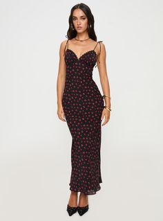 Archerfield Maxi Dress Black Plunging Neckline Dress, Vegas Dresses, Valentines Day Dresses, Printed Summer Dresses, Black Party Dresses, Maxi Dress Black, Disco Outfit, Neckline Dress, Floral Dresses