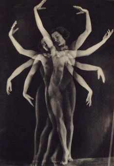 Man Ray, Foto Art, Photography Inspo, Art Plastique, Art Reference Photos, Aesthetic Art, A Black, Photography Inspiration, Surrealism