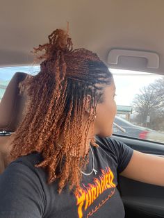 Microtwistlocs Styling, Instant Micro Locs, Long Micro Locs Styles, Microlocs Color Ideas Black Women, Copper Microlocs, Copper Colored Microlocs, Black Microlocs