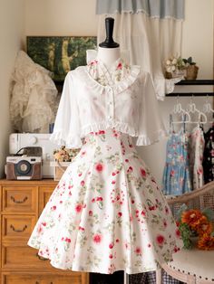 This price includes a dress and a free bowknot hairclip (not for sale), others are not included.   	 		 			Size 			S 			M 			L 			XL 			2XL 		 		 			Waist 			62-70 			68-76 			74-82 			80-88 			86-94 		 		 			Full Length 			90 			91 			92 			93 			94 Strawberry Dress Outfit, Backless Summer Dress, Strawberry Pictures, Strawberry Outfit, Backless Dress Summer, Red And White Dress, Strawberry Dress, Jumper Skirt, Dress Aesthetic