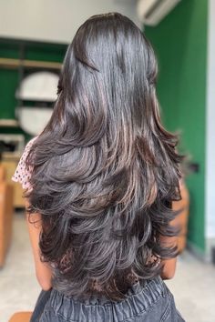 Step Cut Hairstyle, Volume Haircut, Wavy Layered Hair, Straight Layered Hair, Waist Length Hair, Haircuts For Long Hair With Layers, Extra Long Hair, Long Layered Haircuts, Long Layered Hair